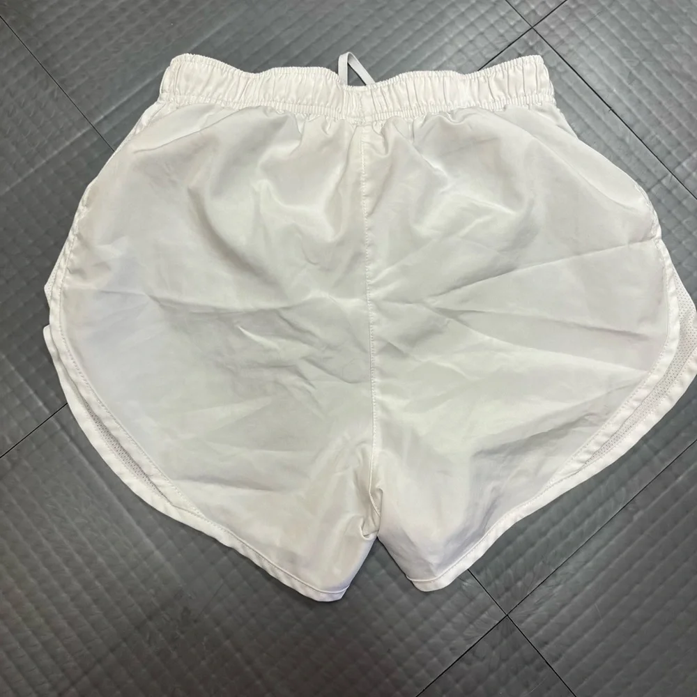Nike womens white